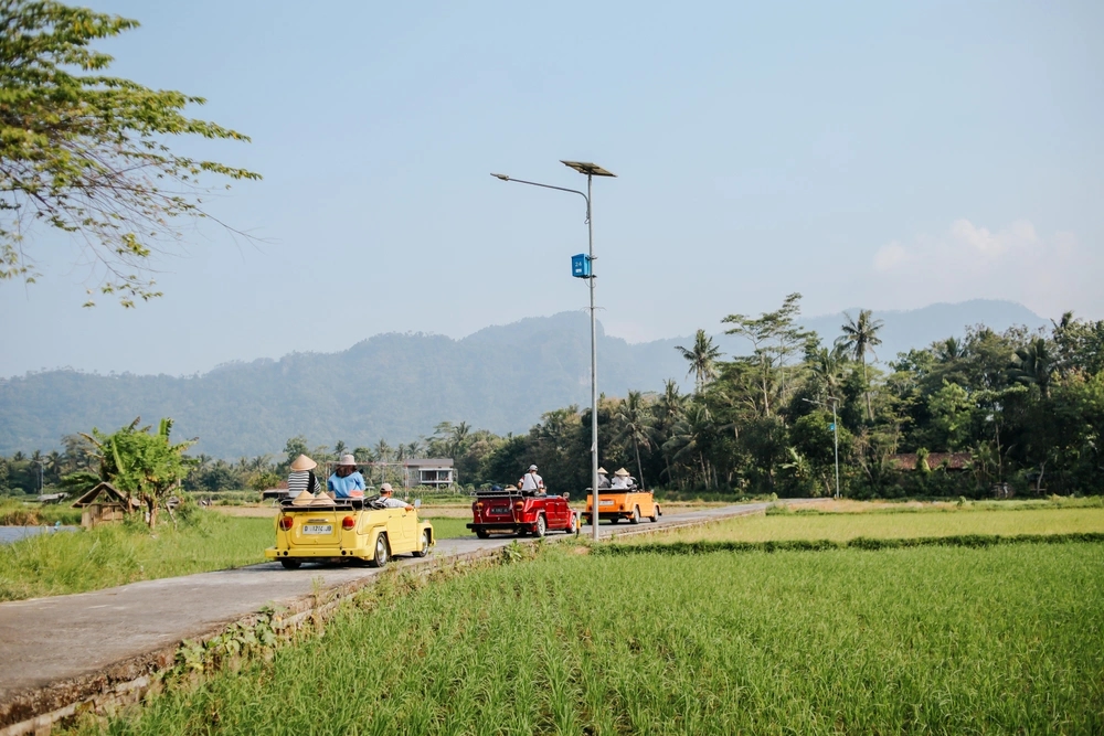 Keliling borobudur dengan VW Klasik borobudur